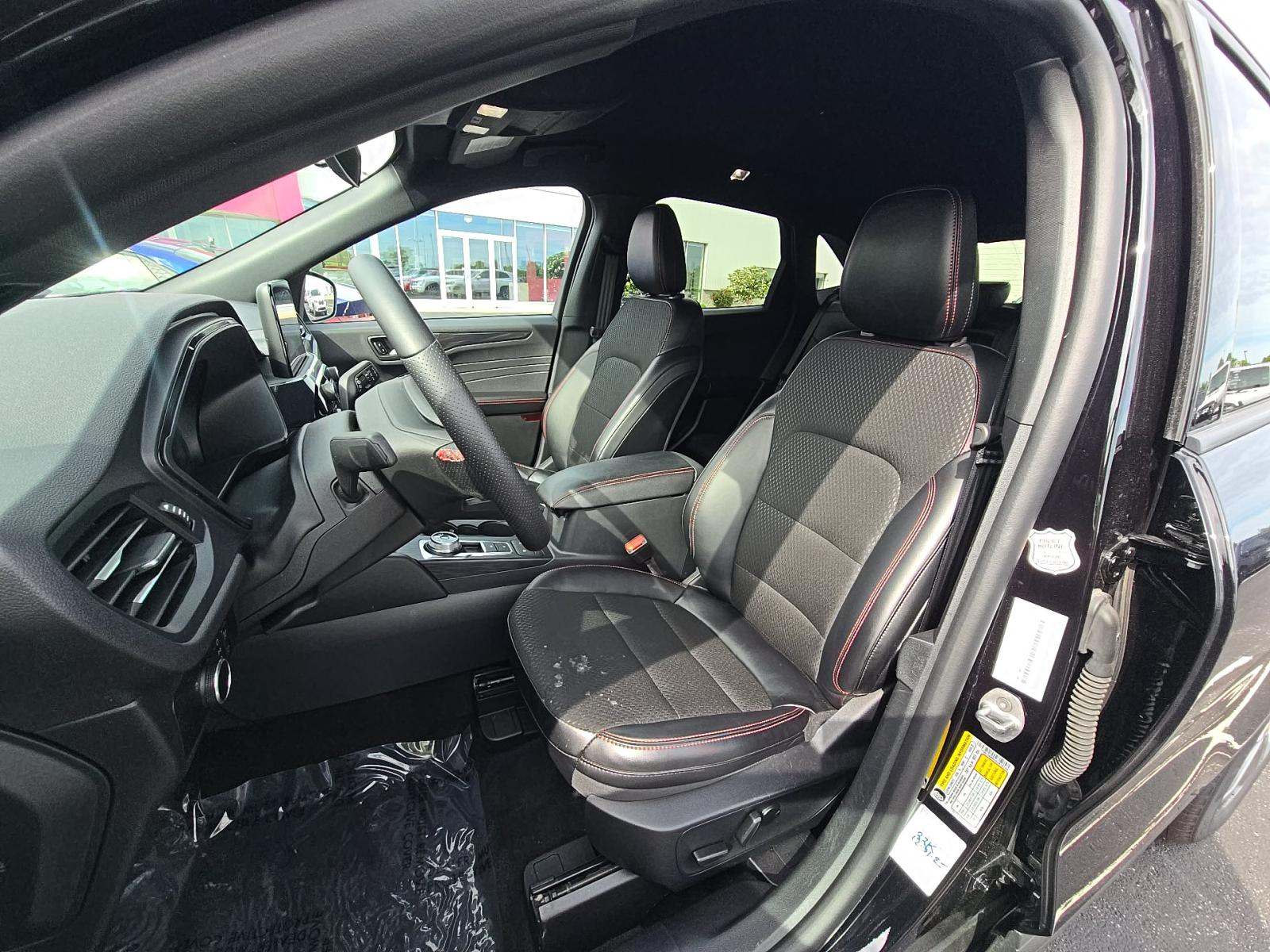 FORD ESCAPE - 6