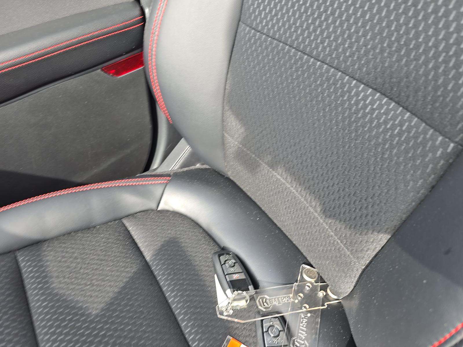 FORD ESCAPE - 8