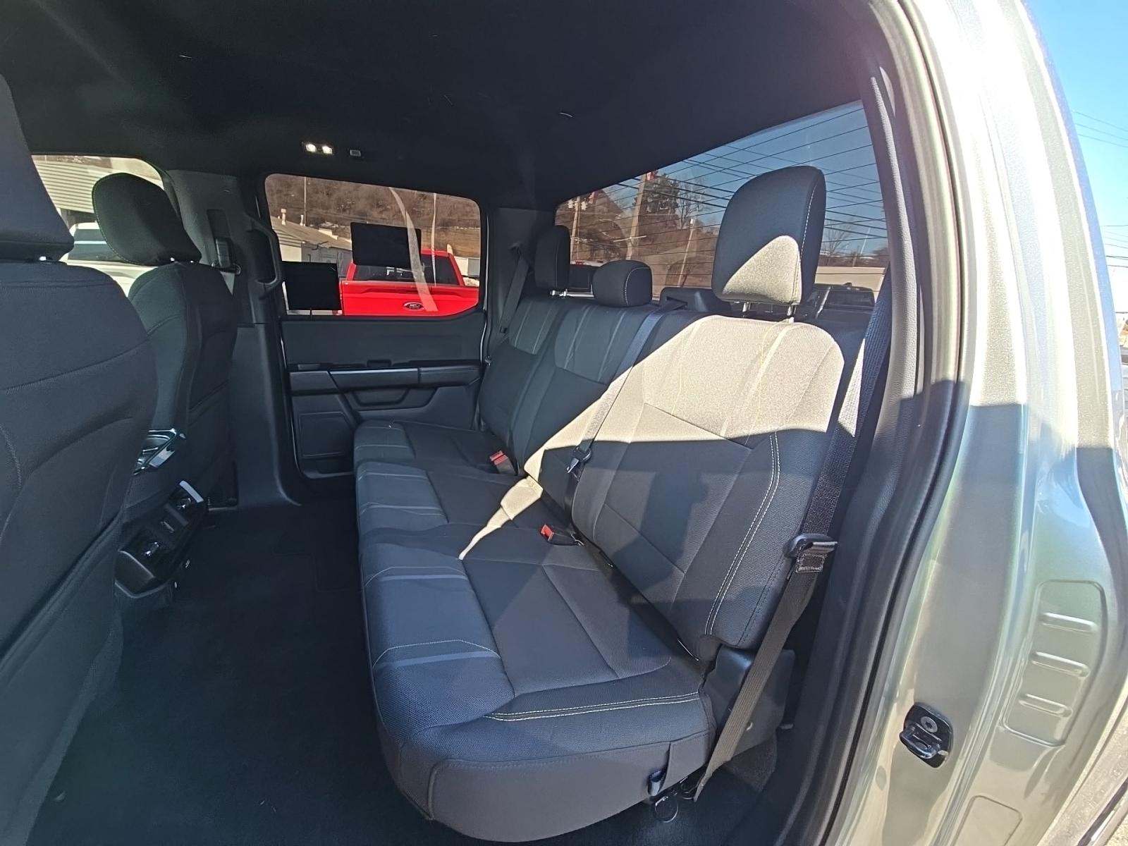 2025 Ford F-150 STX AWD