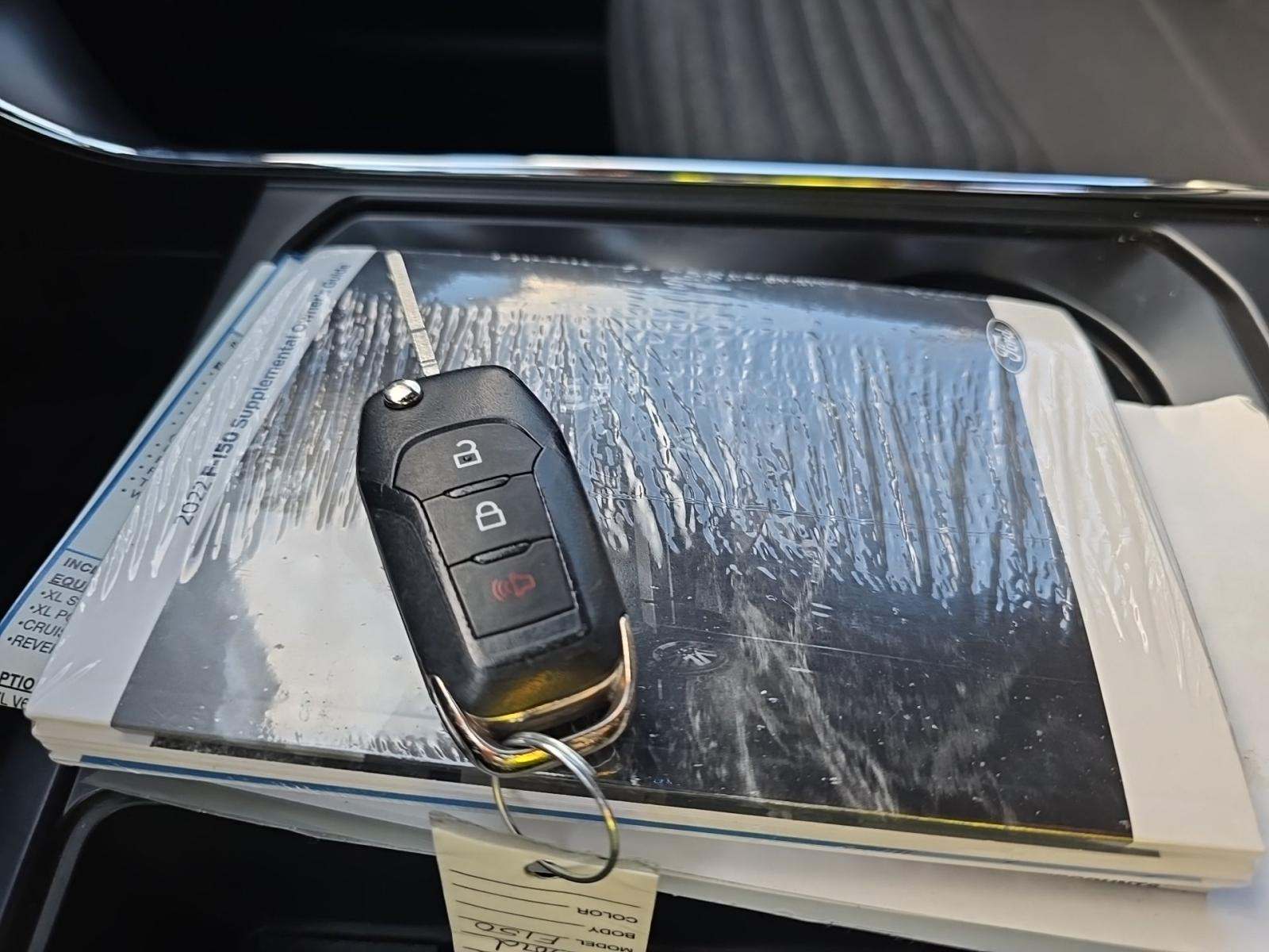 2022 Ford F-150 XL AWD