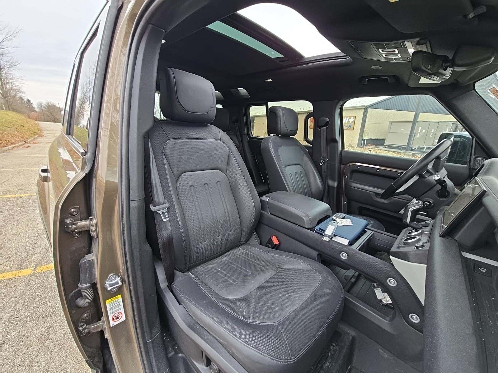 2022 Land Rover Defender 110 X-Dynamic HSE AWD