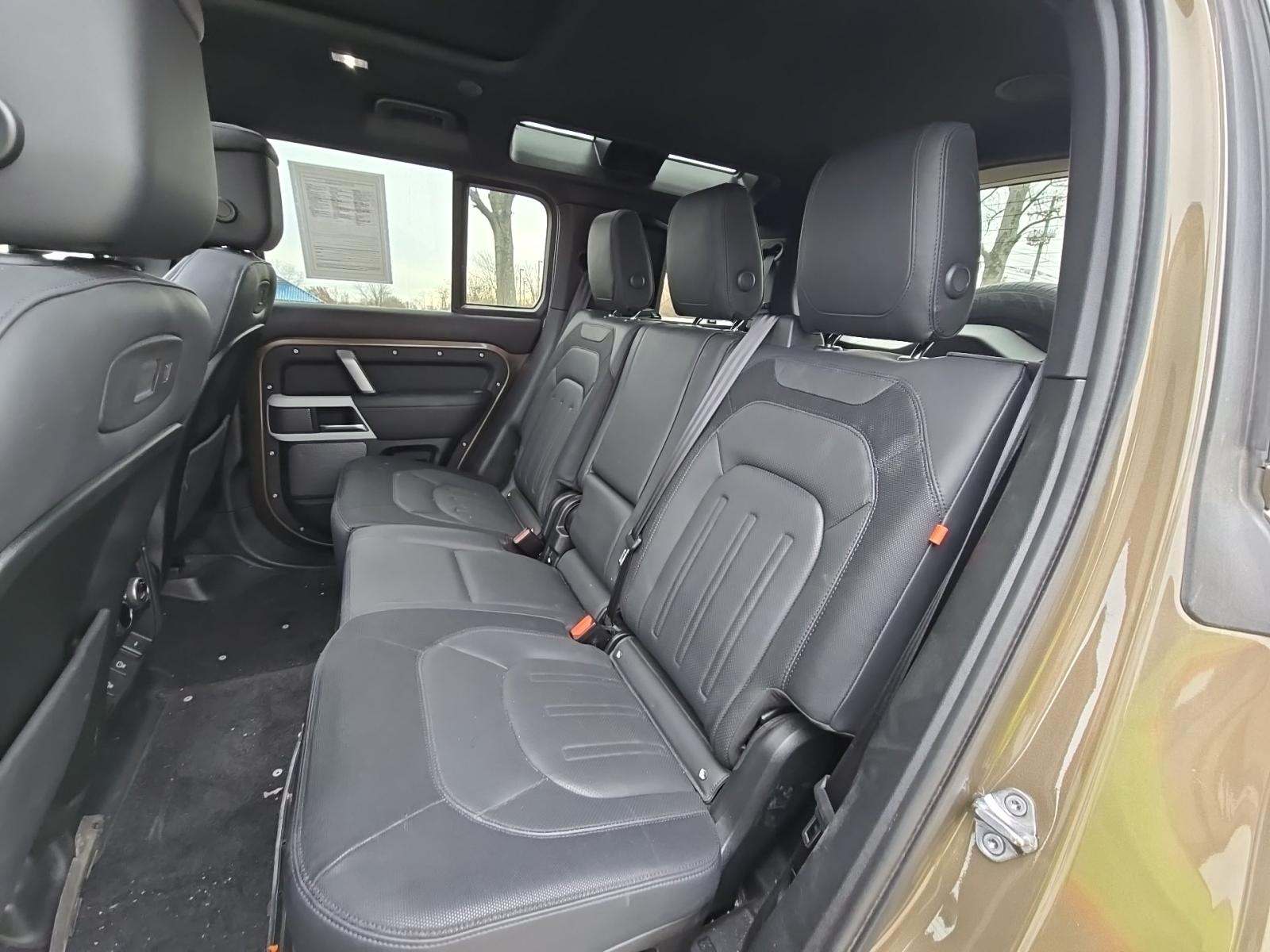 2022 Land Rover Defender 110 X-Dynamic HSE AWD