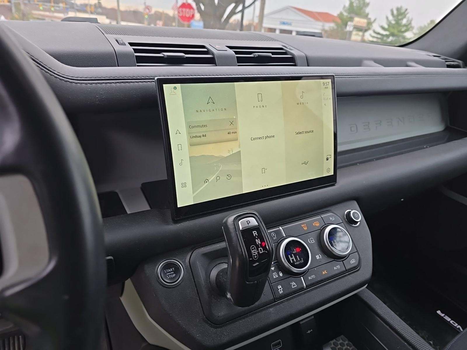 2022 Land Rover Defender 110 X-Dynamic HSE AWD