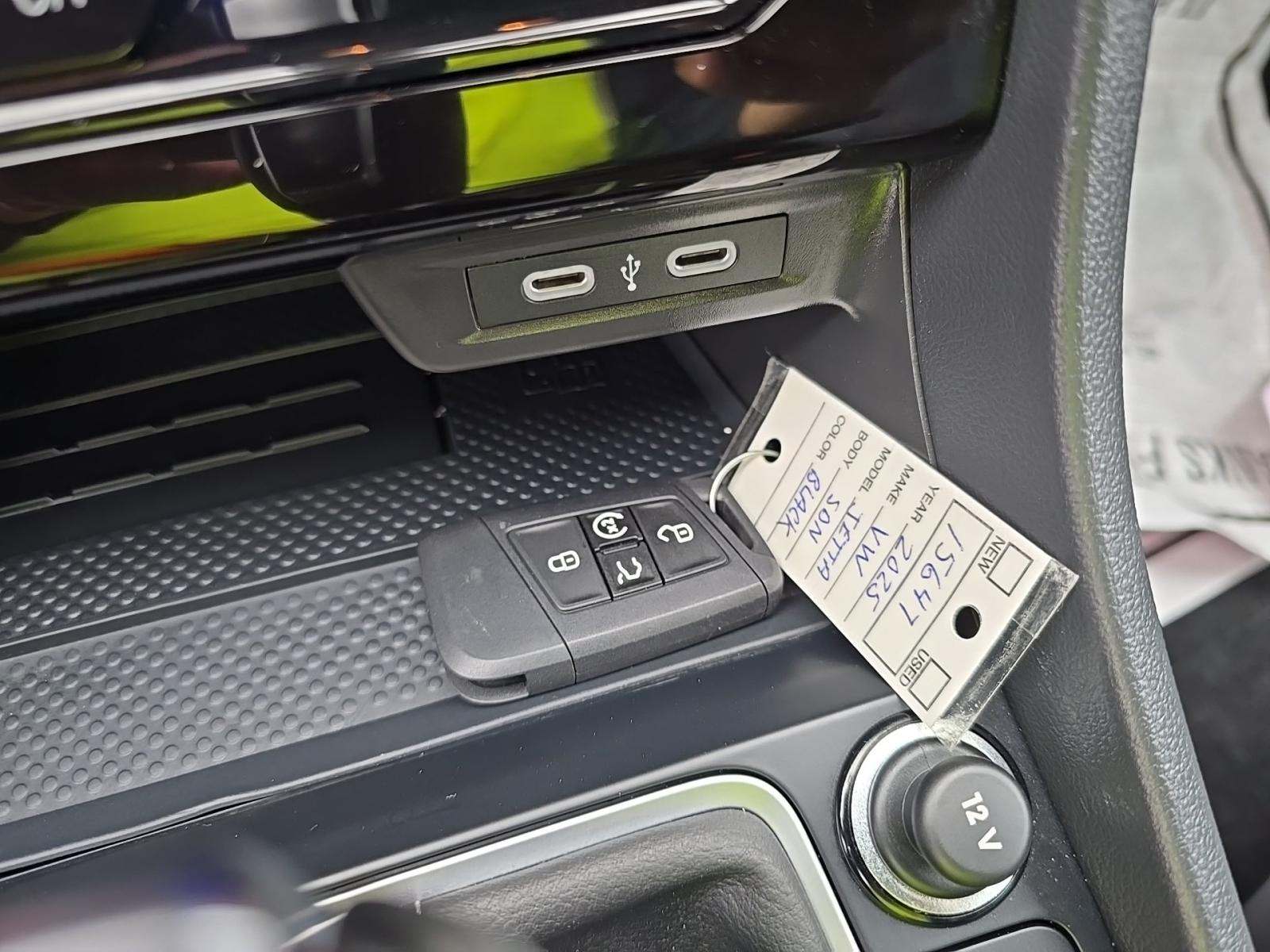 2025 Volkswagen Jetta 1.5T SE FWD