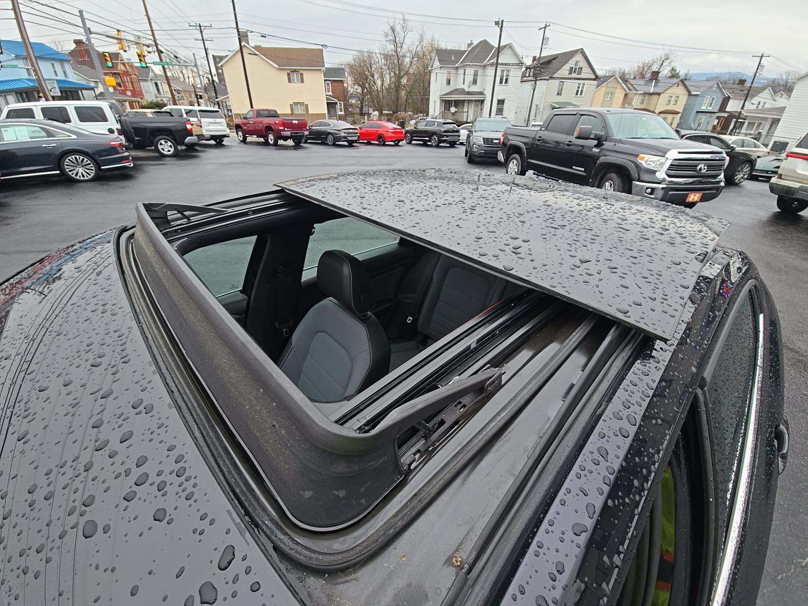 2025 Volkswagen Jetta 1.5T SE FWD