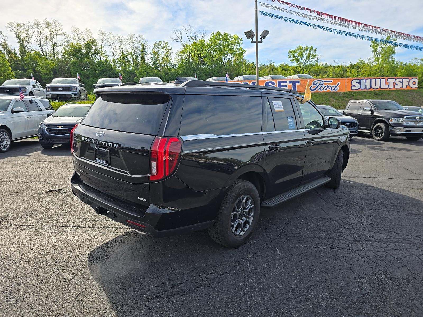 FORD EXPEDITION MAX - 3