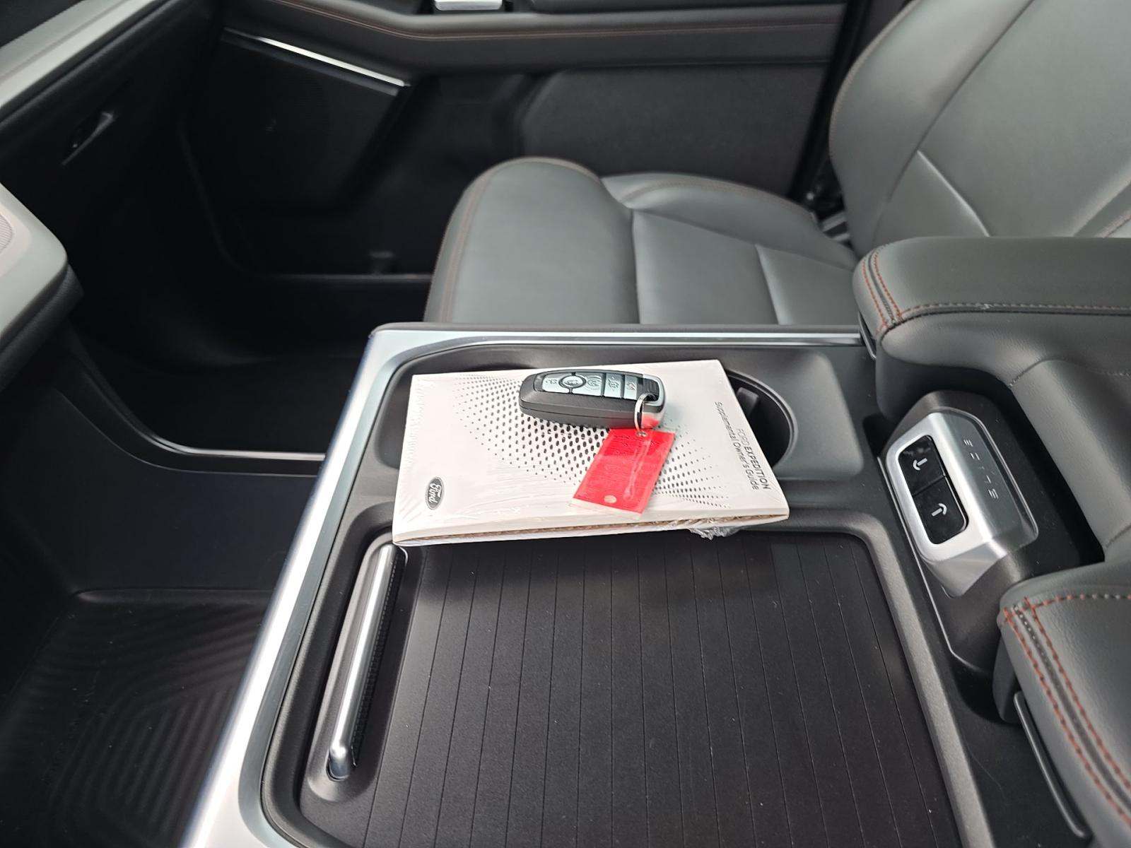 FORD EXPEDITION MAX - 8