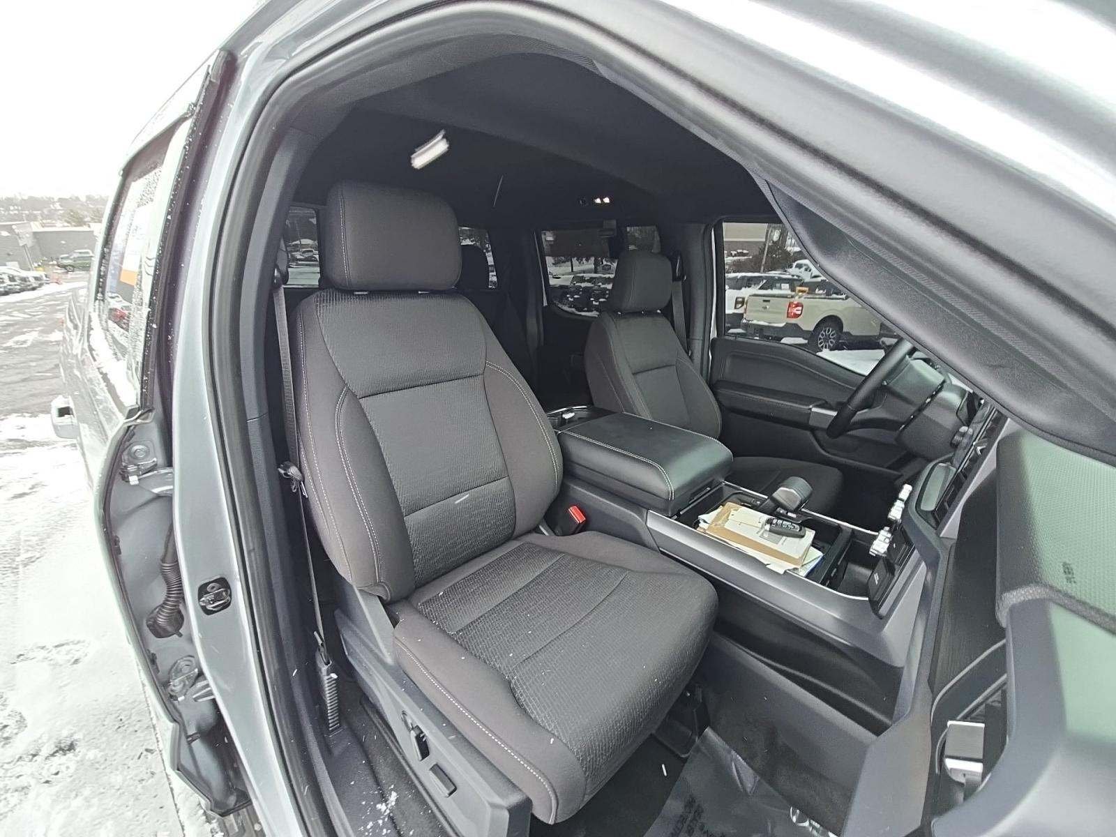 2025 Ford F-150 XLT AWD