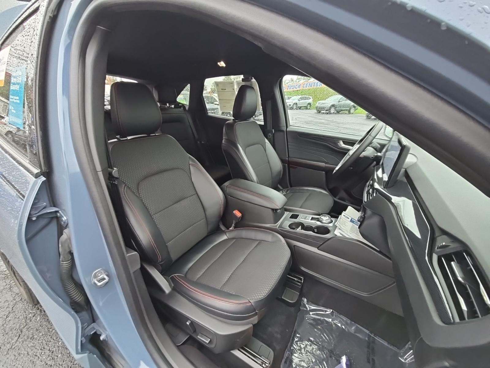 2023 Ford Escape ST-Line Elite AWD