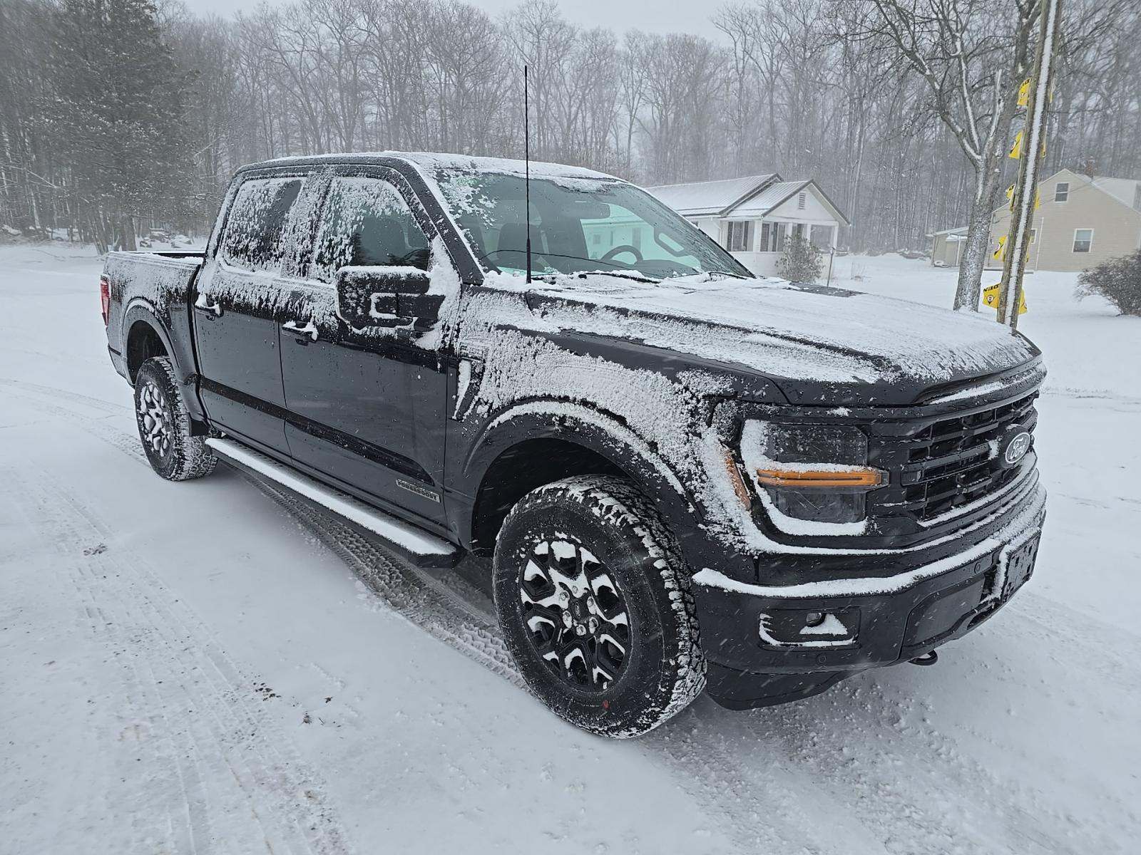 2025 Ford F-150 Hybrid XLT AWD