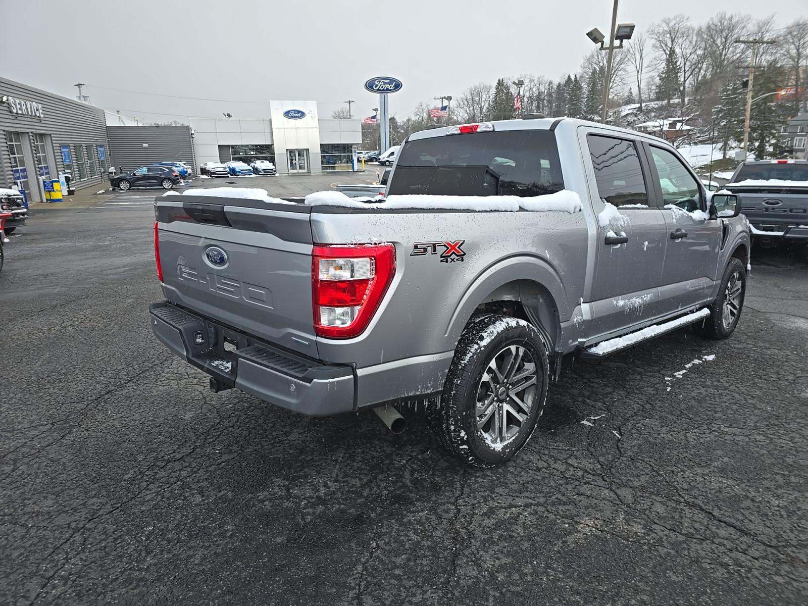 2022 Ford F-150 XL AWD