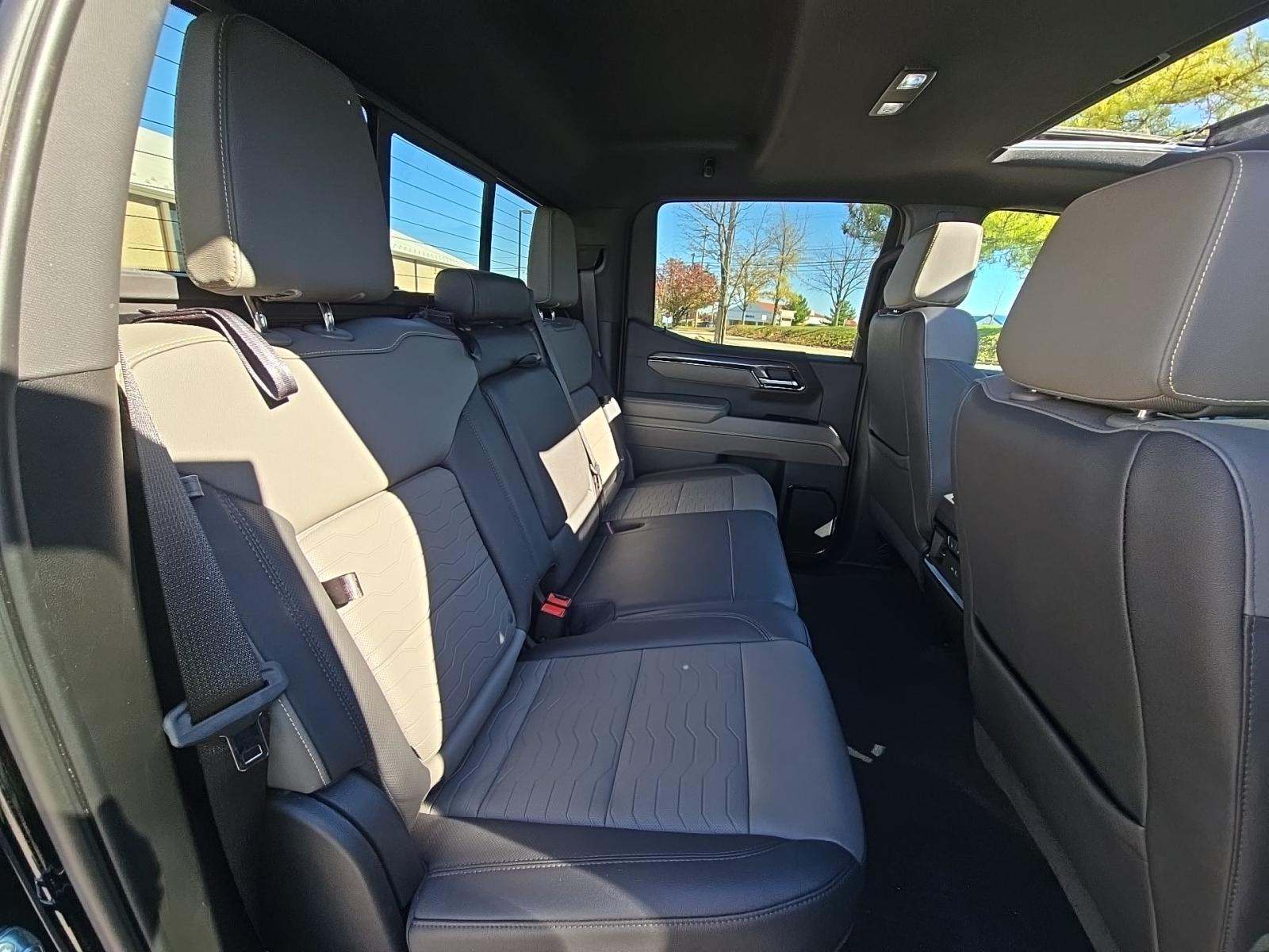 2023 Chevrolet Silverado 1500 ZR2 AWD