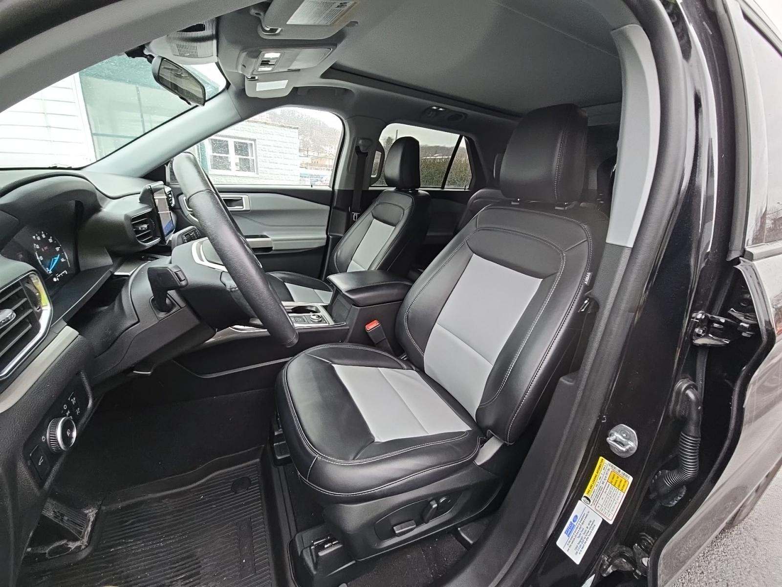 2023 Ford Explorer XLT AWD