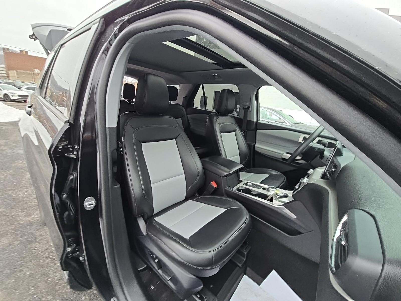 2023 Ford Explorer XLT AWD