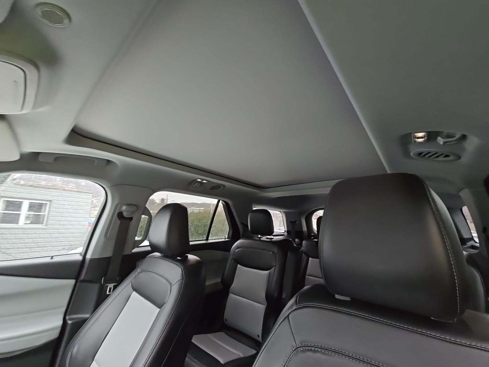 2023 Ford Explorer XLT AWD