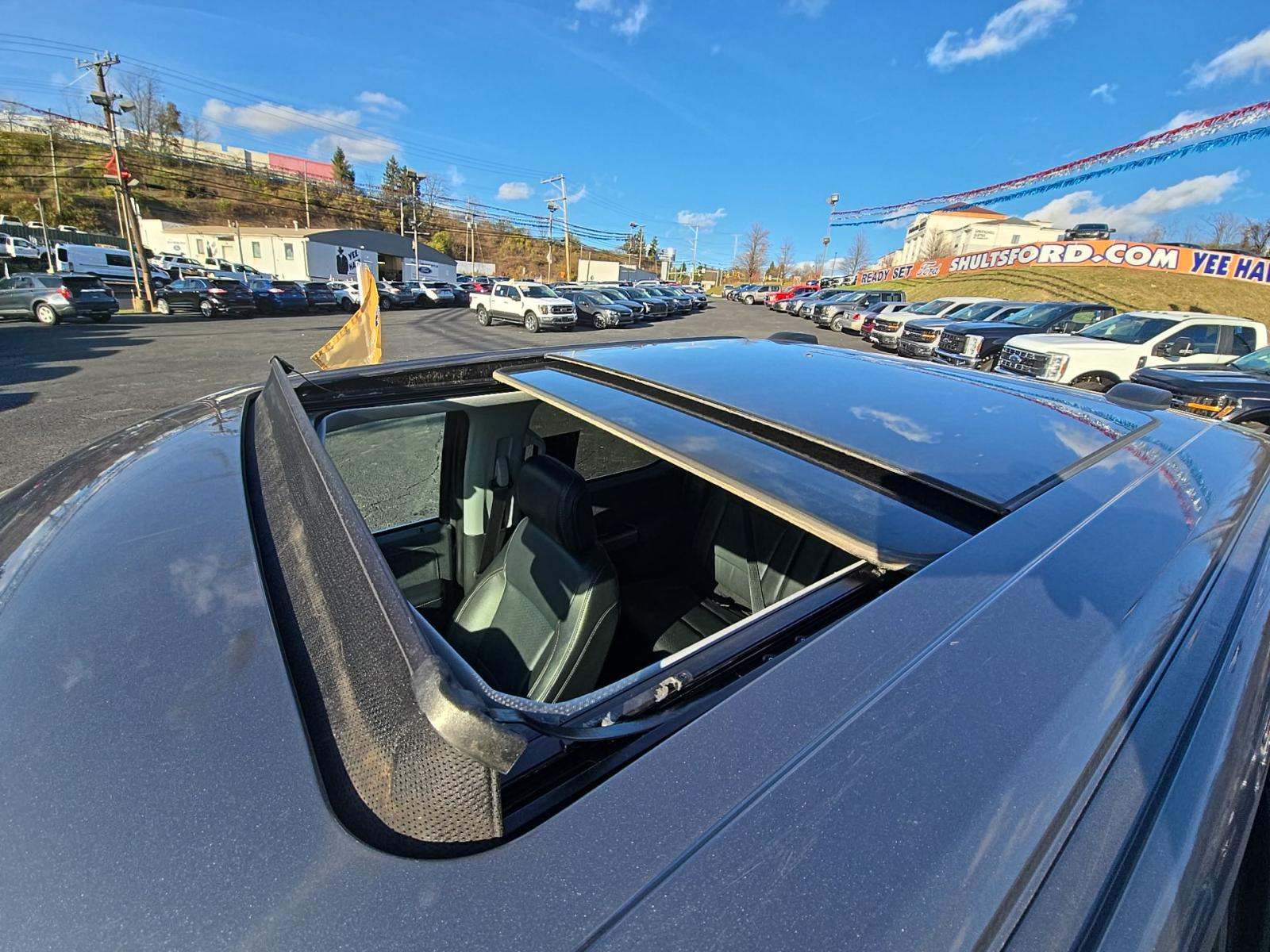 2022 Ford F-150 Lariat AWD