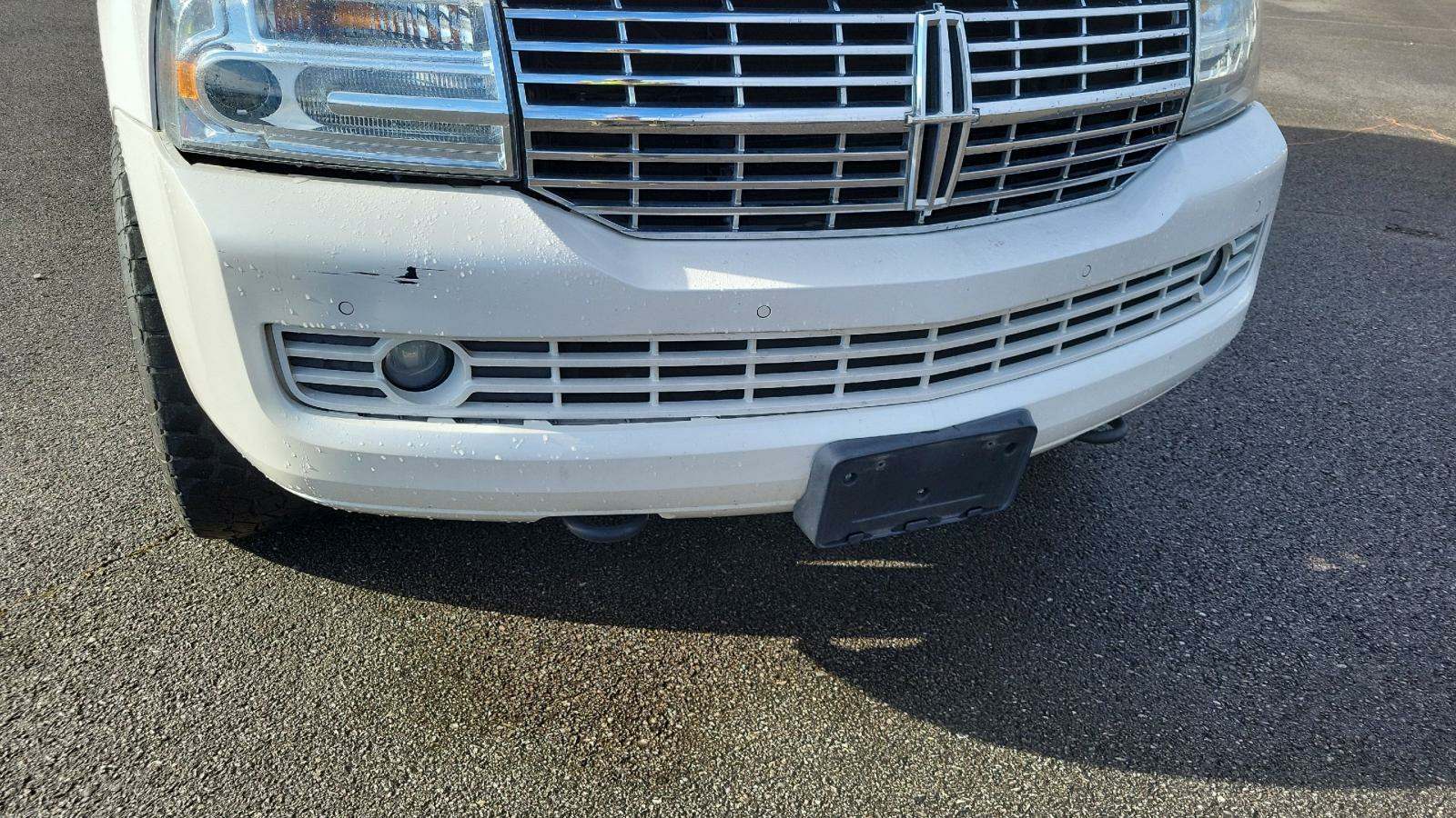 2012 Lincoln Navigator 4D SUV AWD