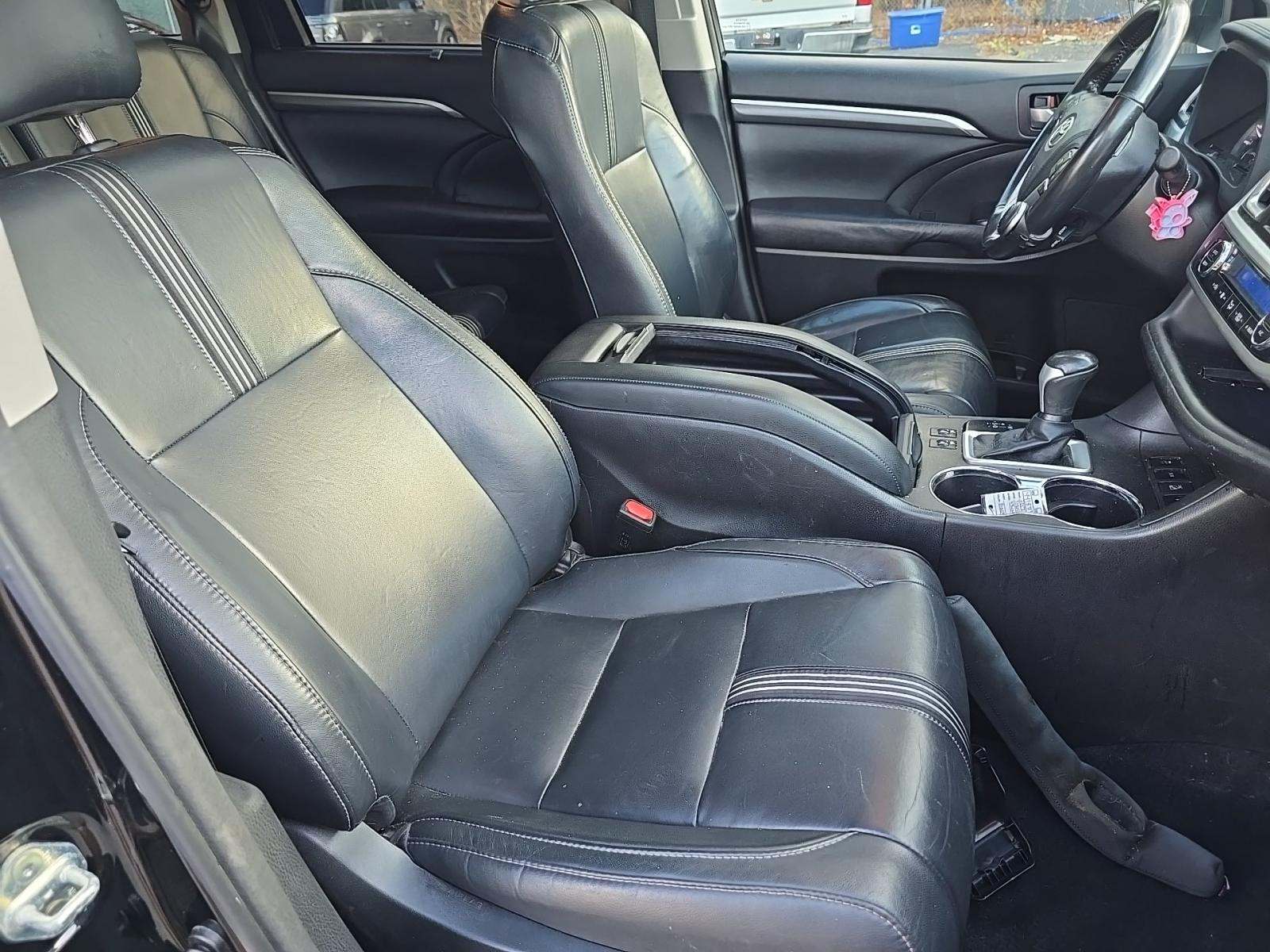 2017 Toyota Highlander SE AWD