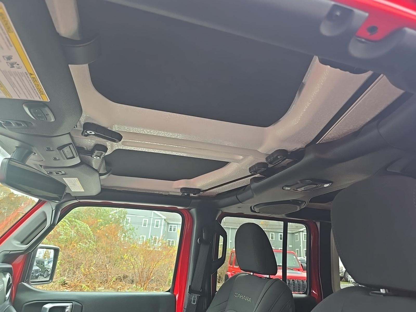 2023 Jeep Wrangler Sahara AWD