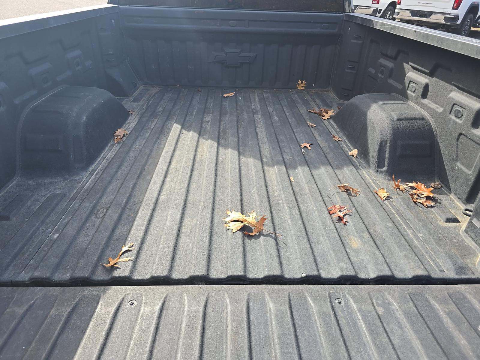 2023 Chevrolet Silverado 1500 RST AWD