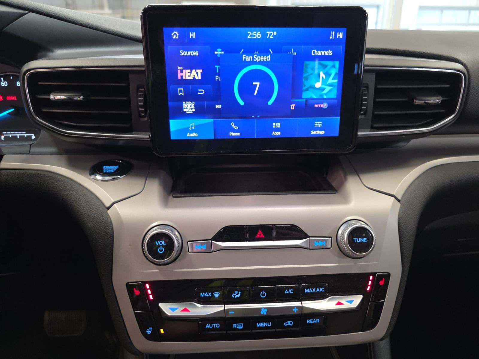 2024 Ford Explorer XLT AWD