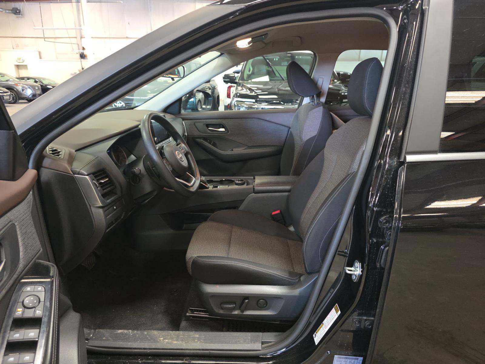 2023 Nissan Rogue SV AWD