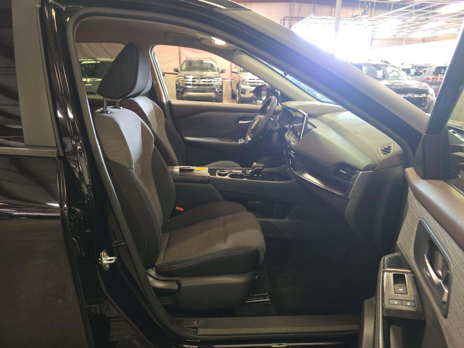 2023 Nissan Rogue SV AWD