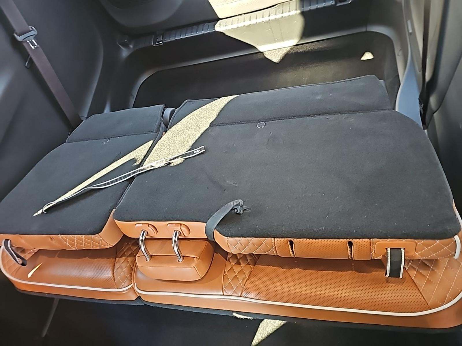 2024 Chrysler Pacifica Hybrid Pinnacle FWD