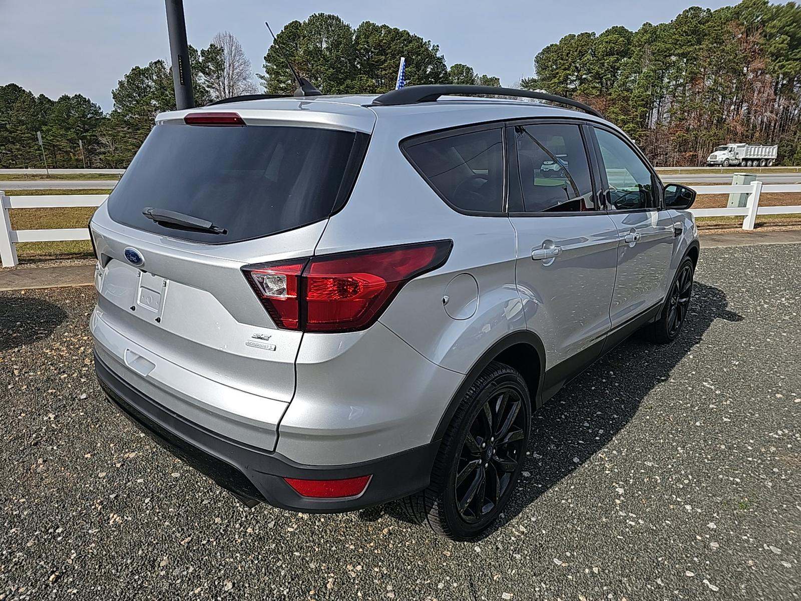 2019 Ford Escape SE FWD