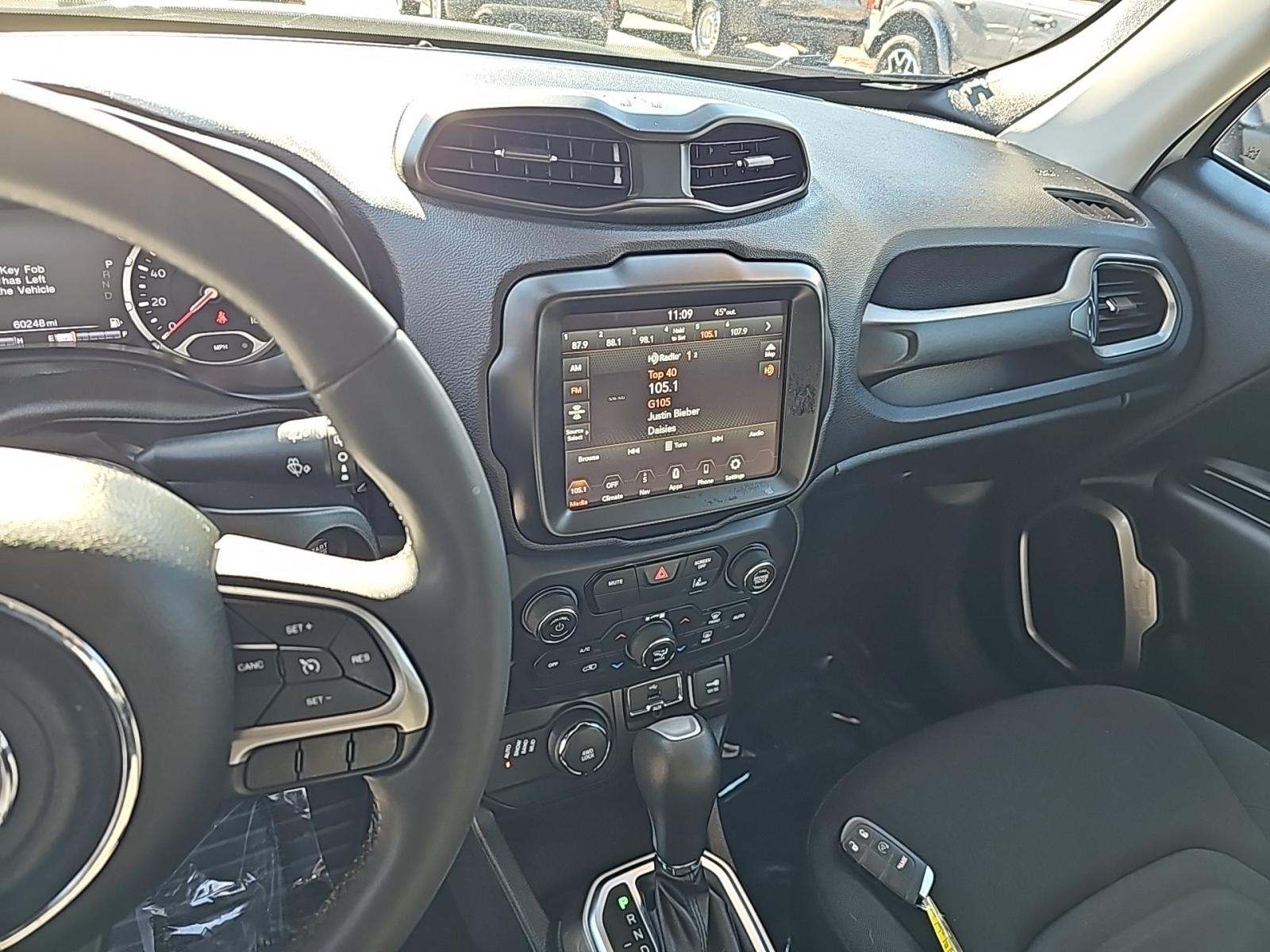 2022 Jeep Renegade Latitude AWD