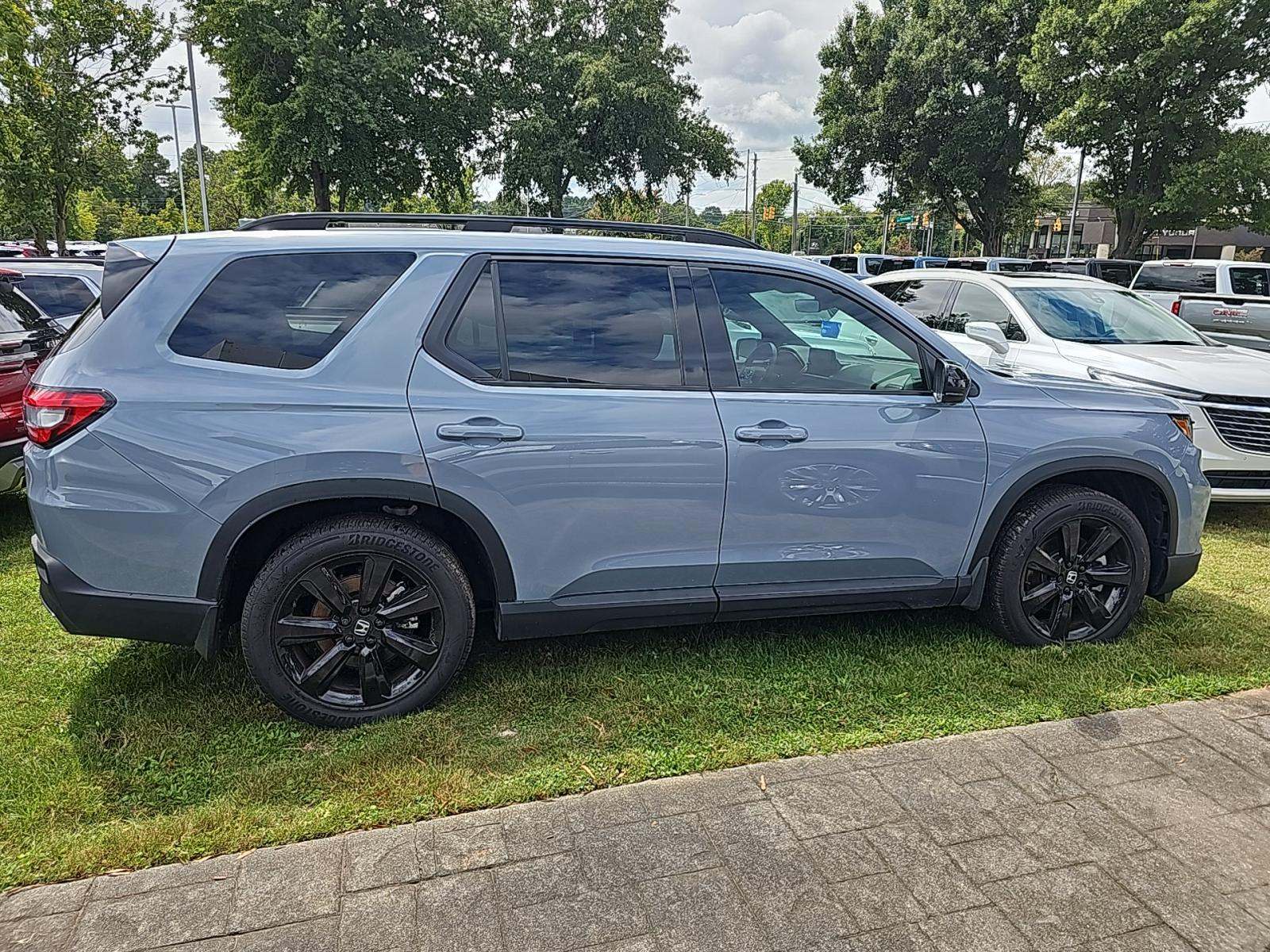 2025 Honda Pilot Black Edition AWD