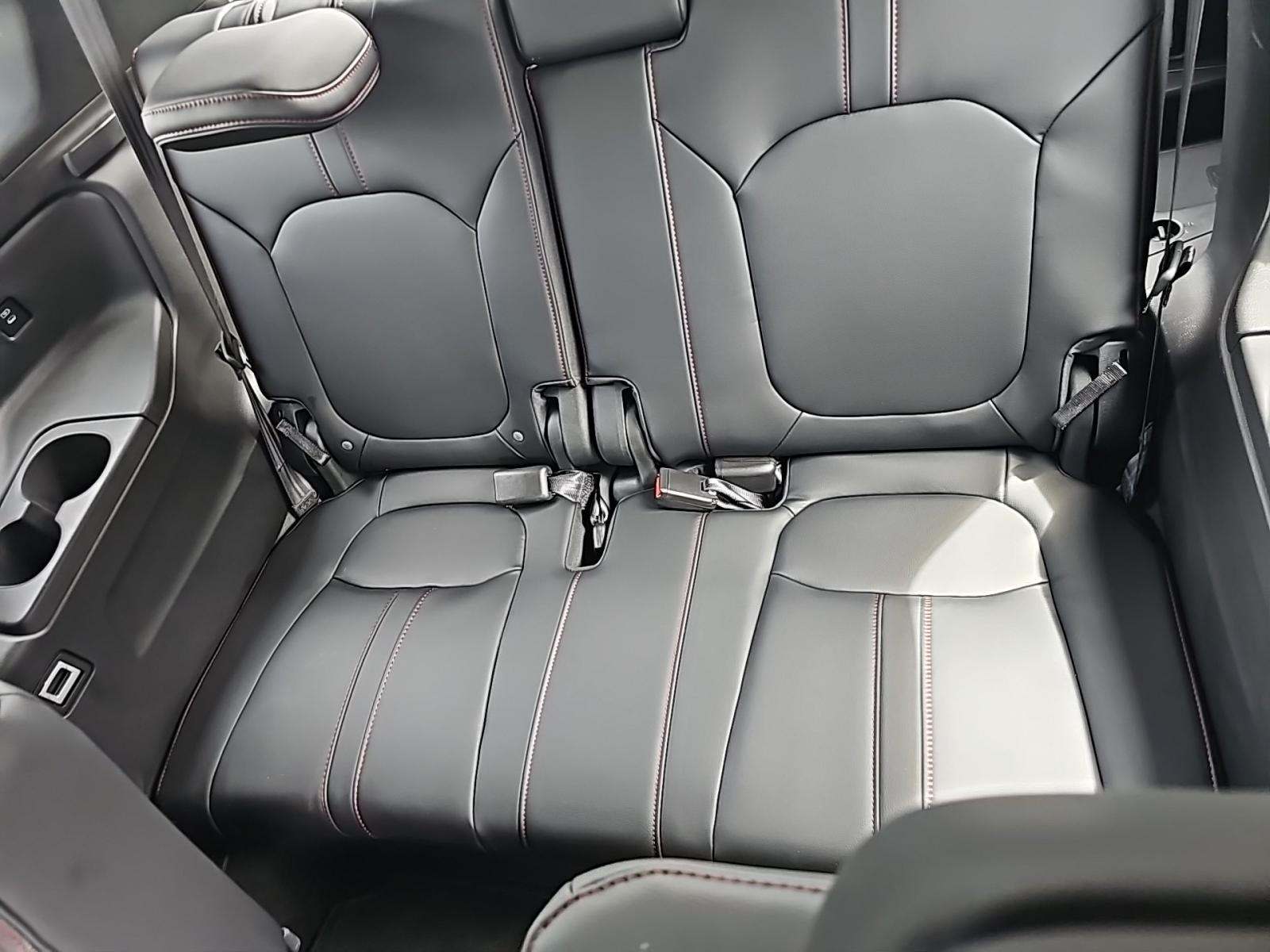 2025 Honda Pilot Black Edition AWD