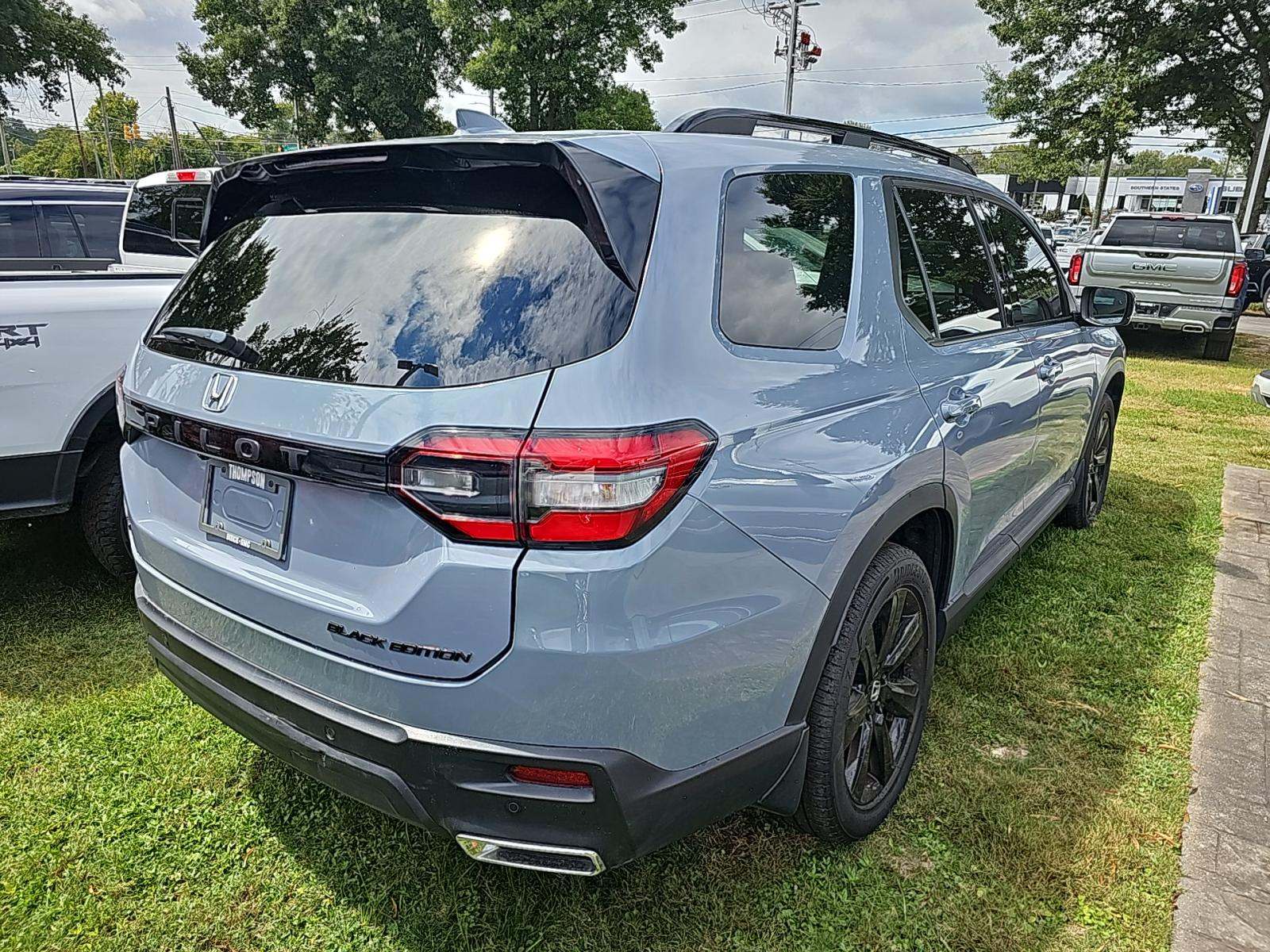 2025 Honda Pilot Black Edition AWD