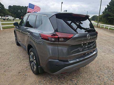 2022 Nissan Rogue SV FWD