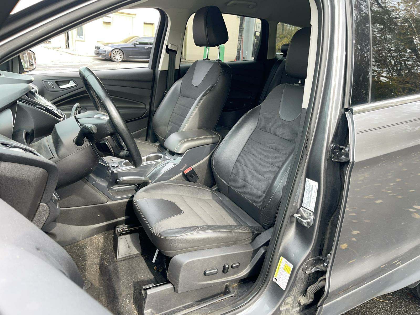 2013 Ford Escape Titanium AWD