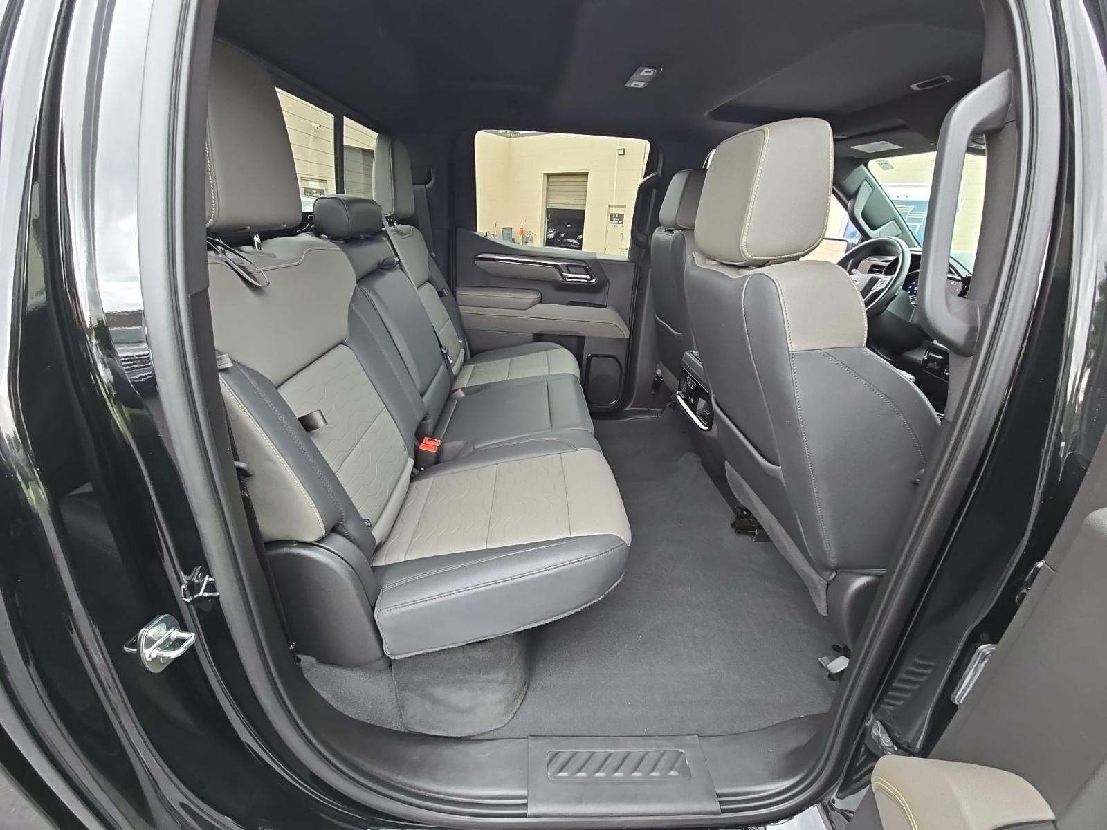 2023 Chevrolet Silverado 1500 ZR2 AWD