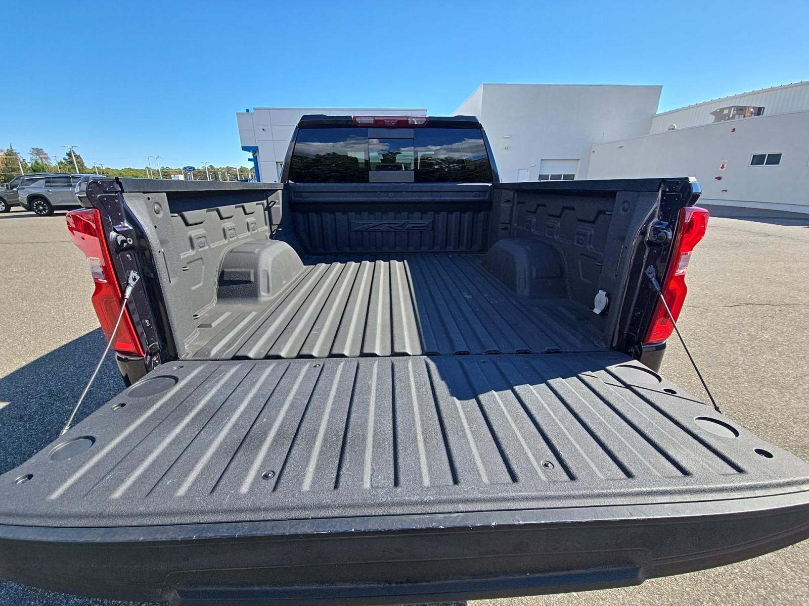2023 Chevrolet Silverado 1500 ZR2 AWD
