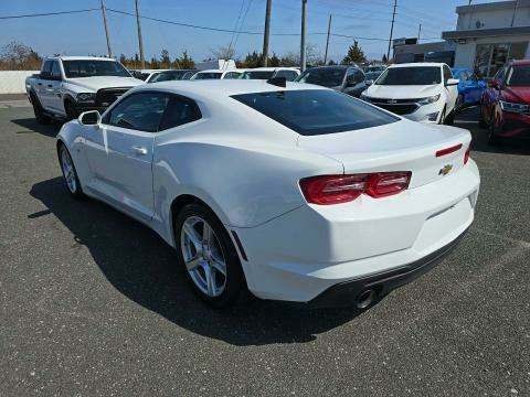 2023 Chevrolet Camaro 1LT RWD