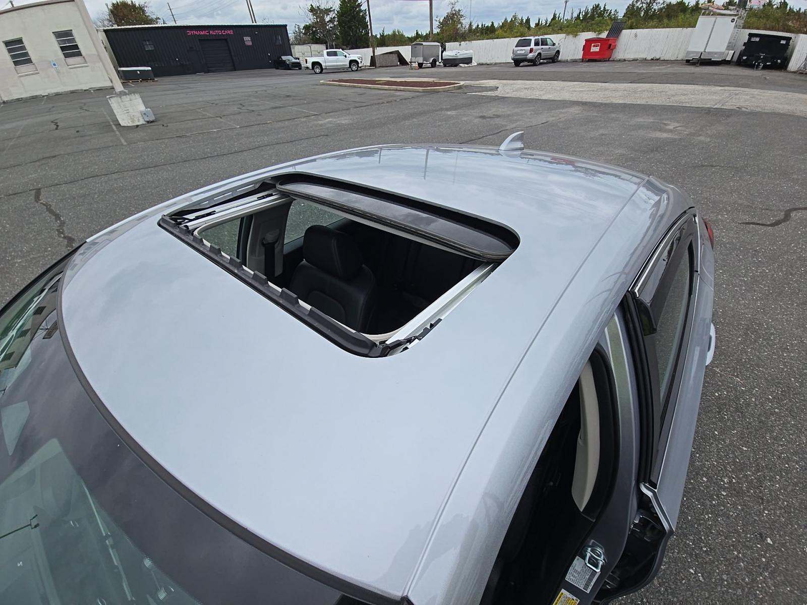 2024 Honda Civic EX-L FWD