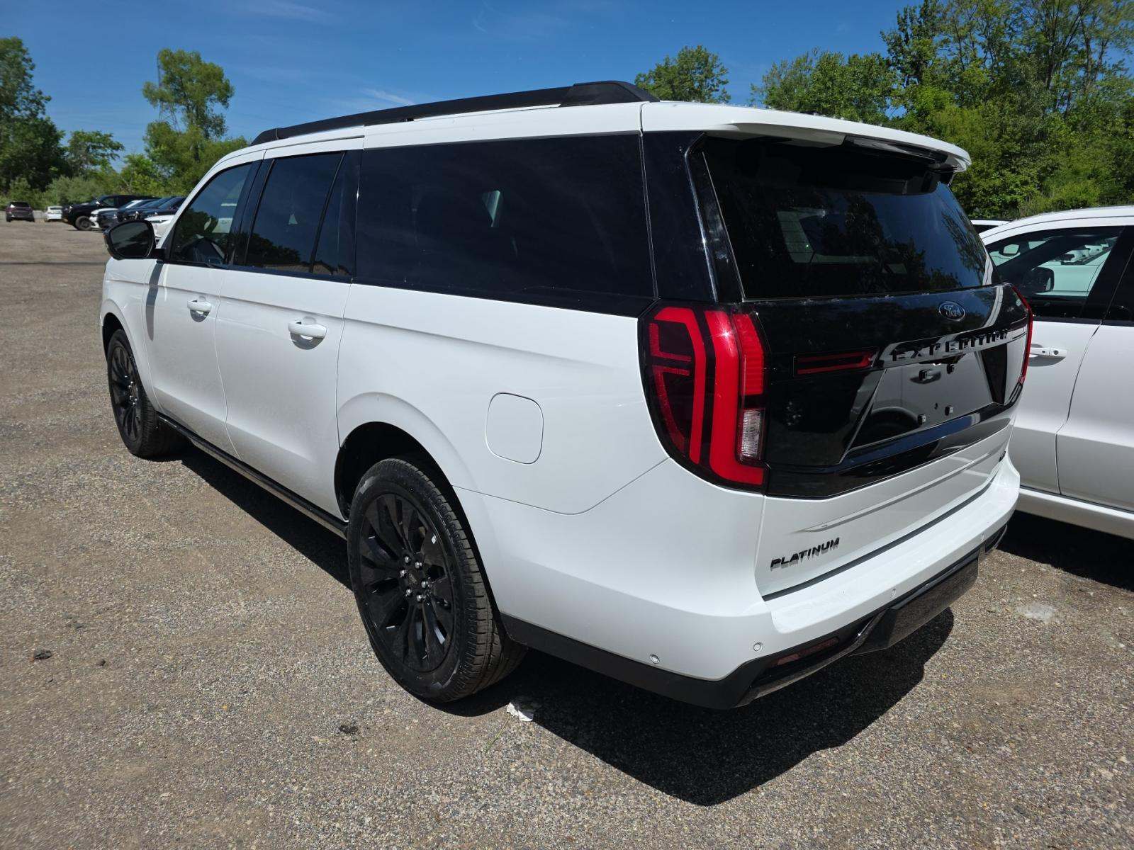 FORD EXPEDITION MAX - 2