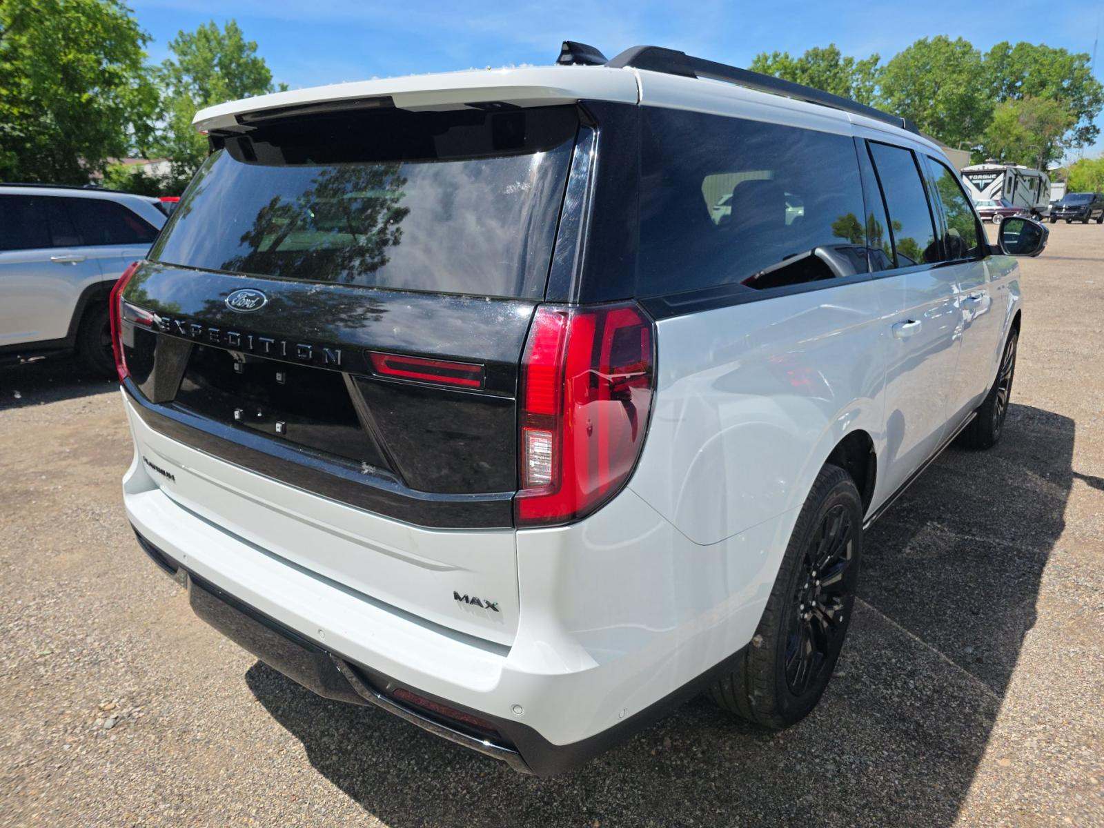 FORD EXPEDITION MAX - 3
