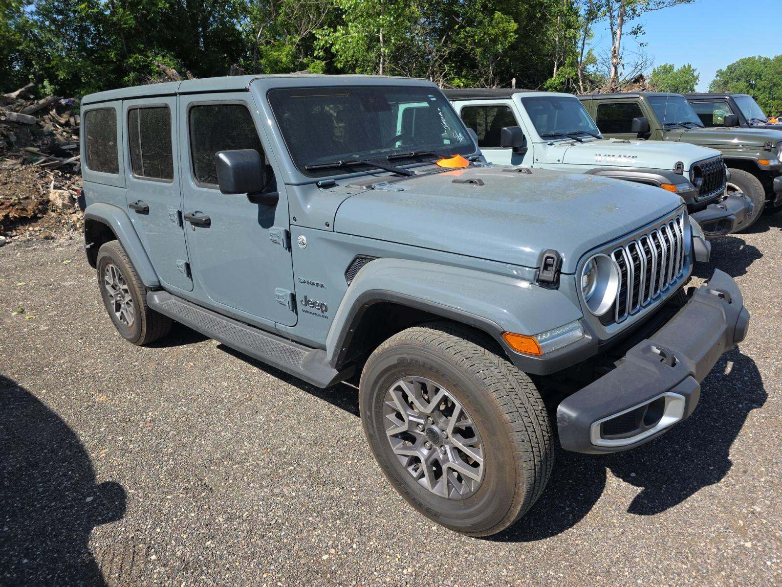 2024 Jeep Wrangler Sahara AWD