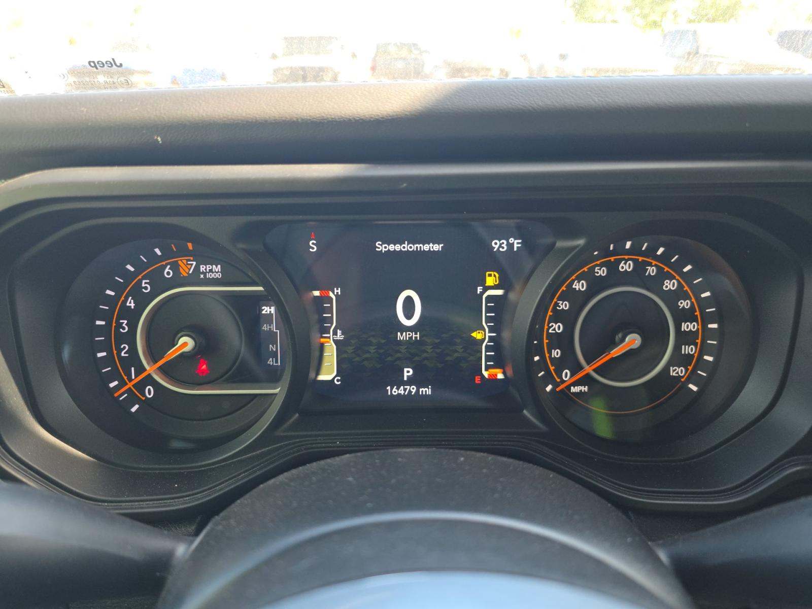 2024 Jeep Wrangler Sahara AWD