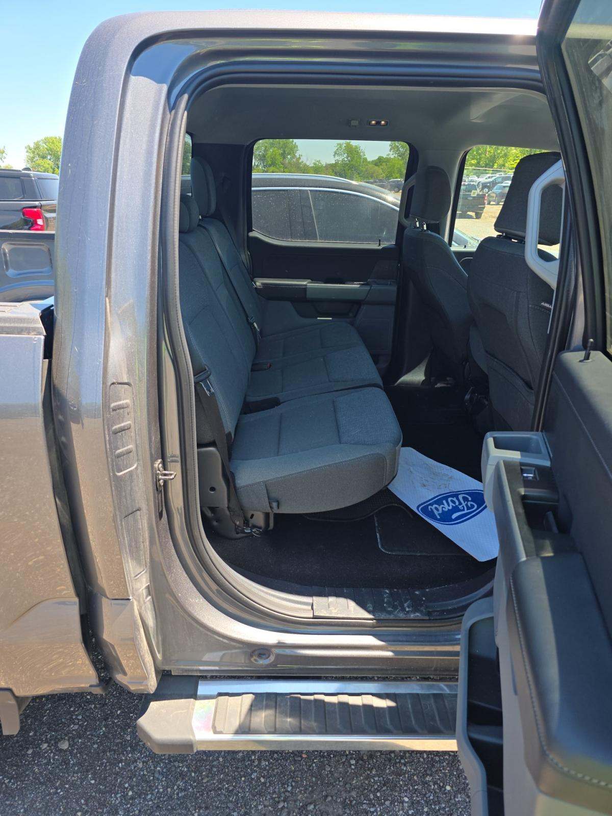 2025 Ford F-150 XLT AWD