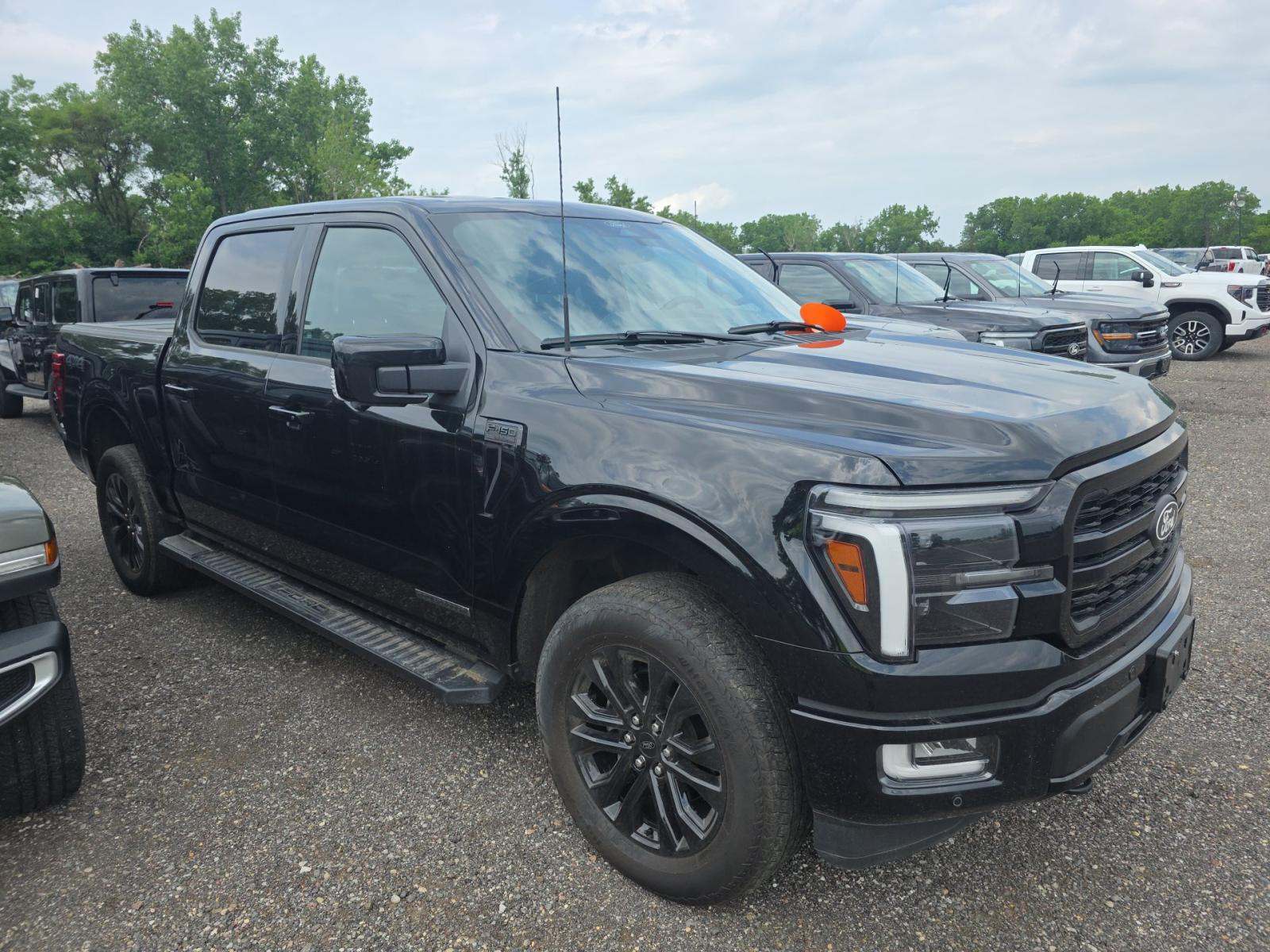 2024 Ford F-150 Hybrid Lariat AWD