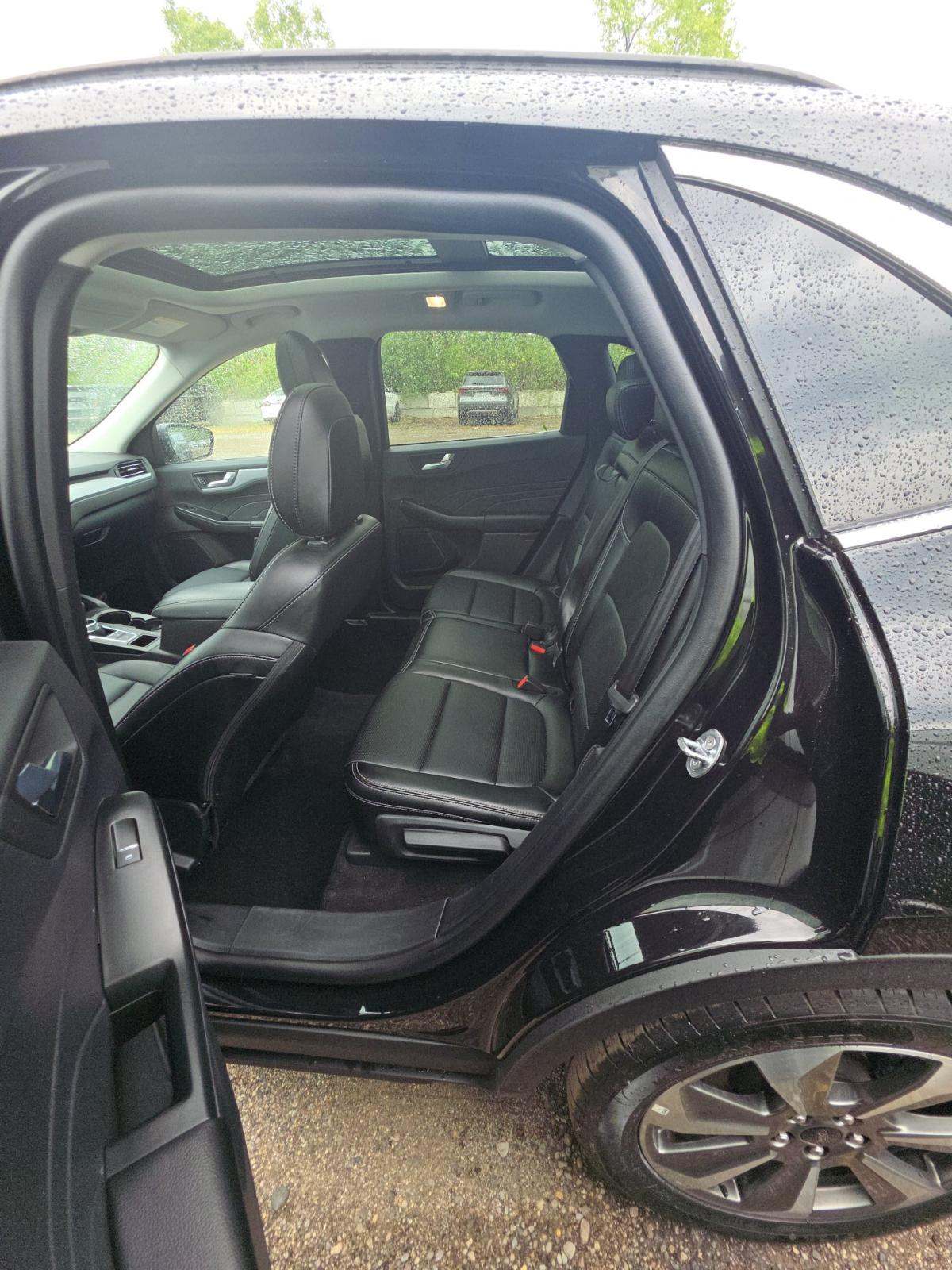 2025 Ford Escape Platinum AWD