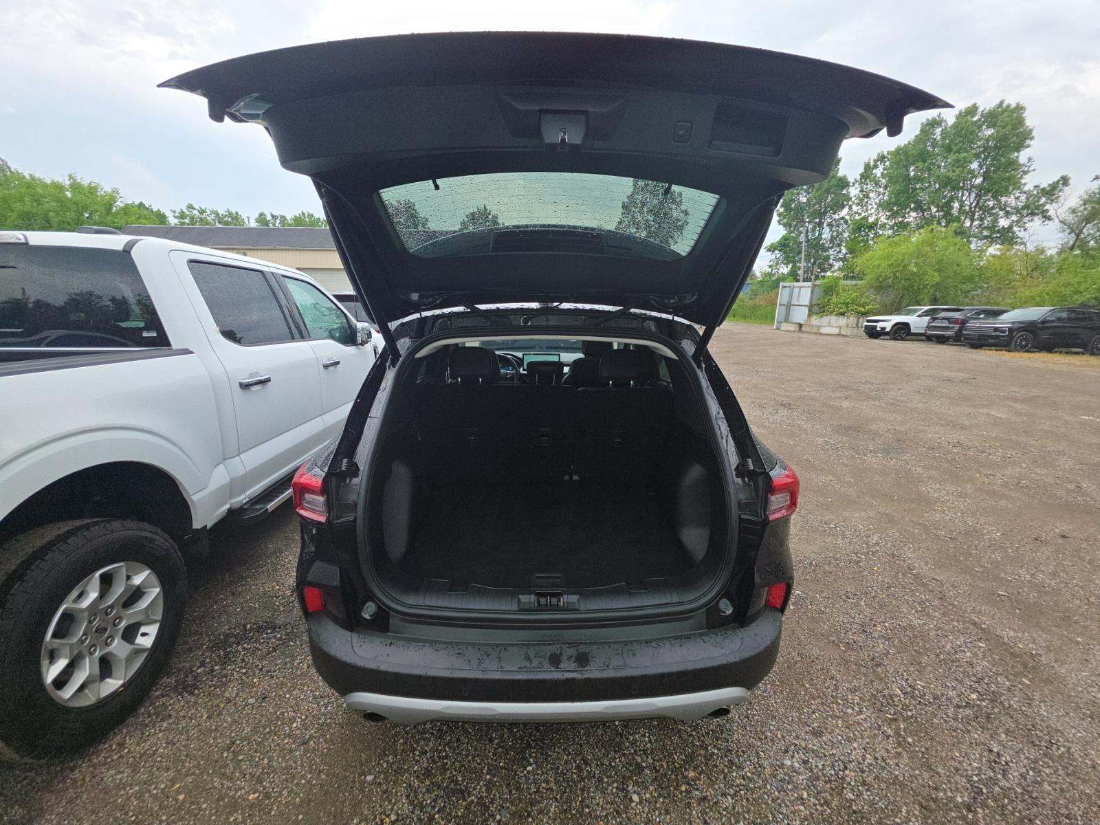 2025 Ford Escape Platinum AWD