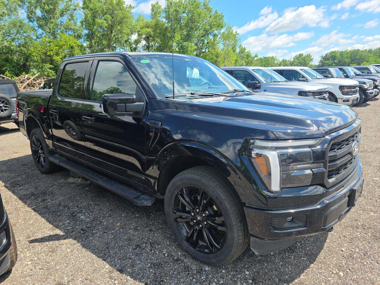 2025 Ford F-150 Hybrid Lariat AWD