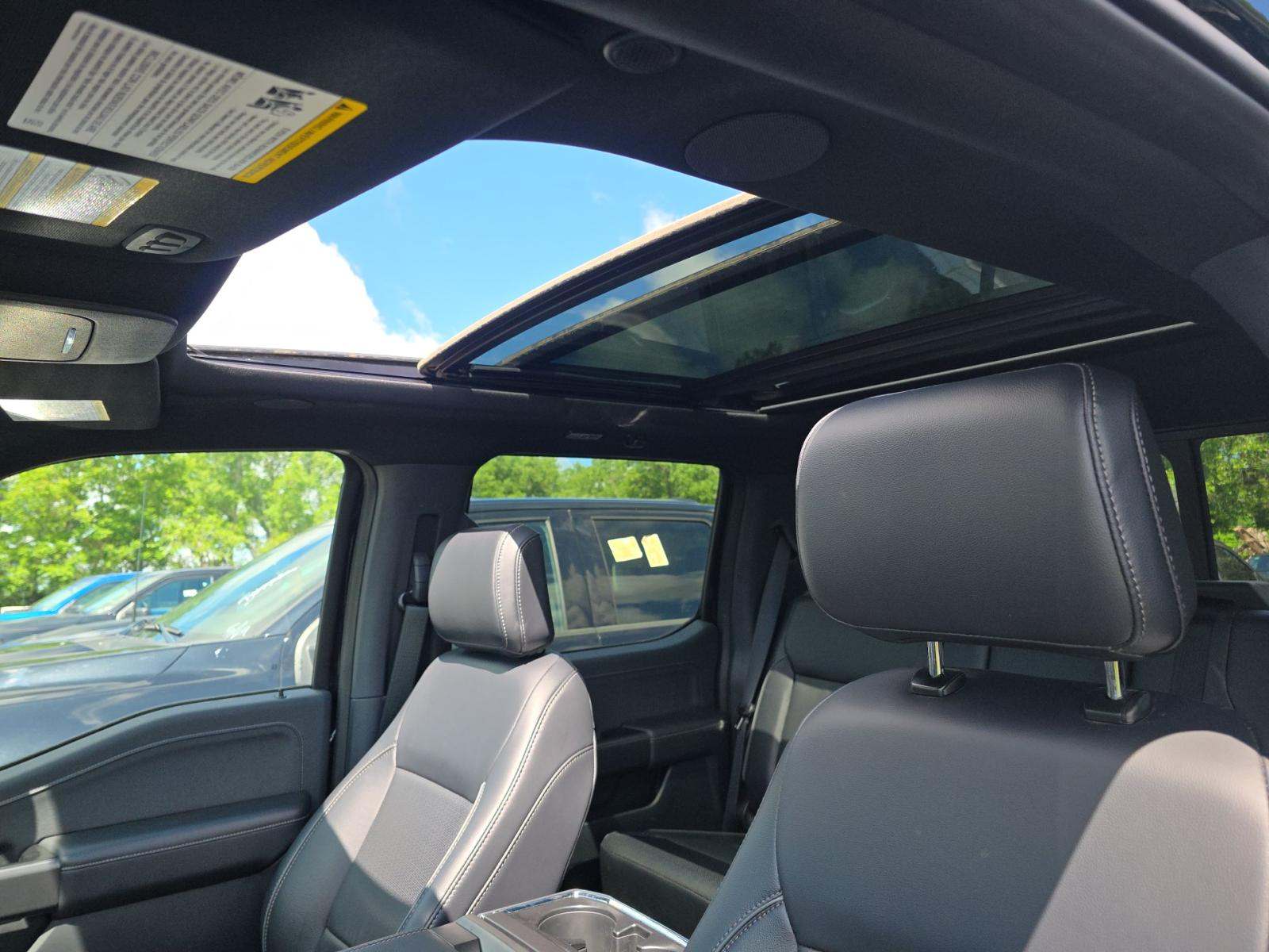 2025 Ford F-150 Hybrid Lariat AWD