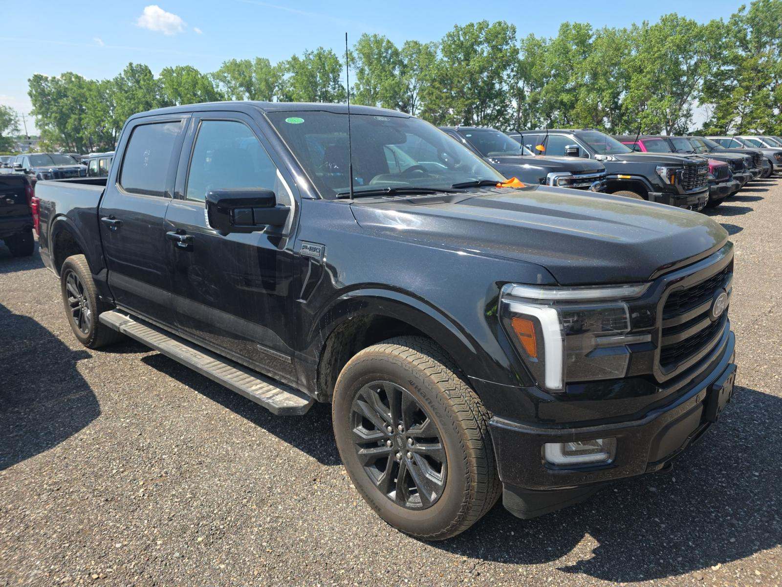 2024 Ford F-150 Hybrid Lariat AWD